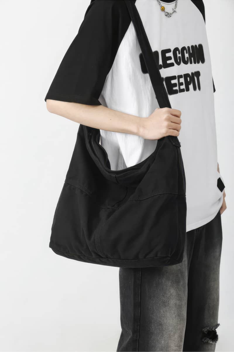 #Color_Black