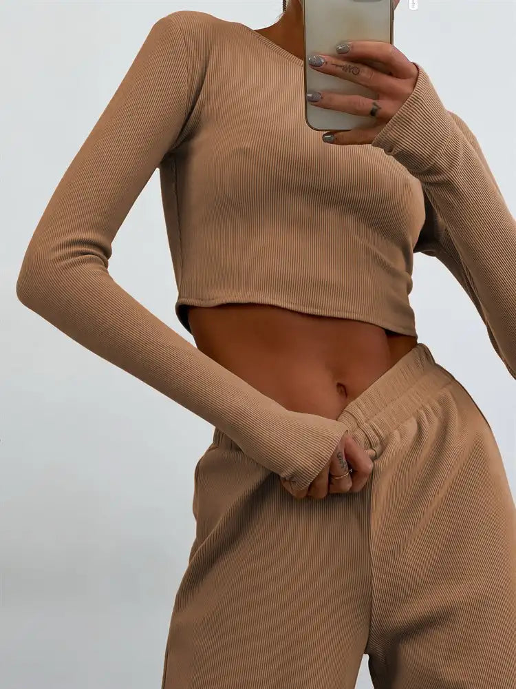 #Color_Tan
