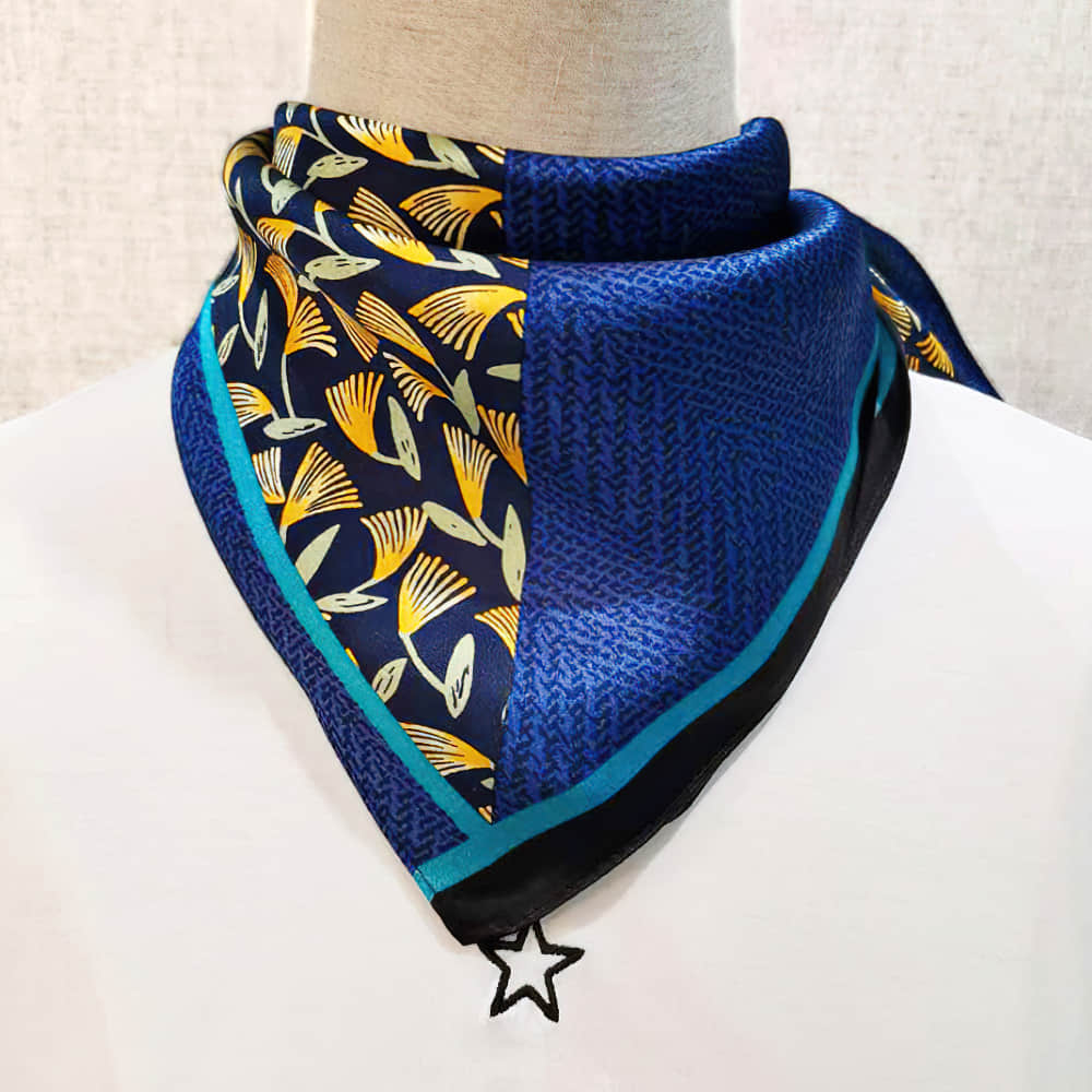 Fashion silk scarf | IFAUN