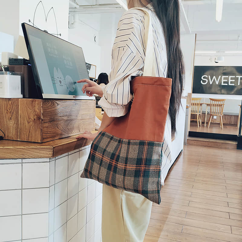 Stitching lattice canvas bag | IFAUN