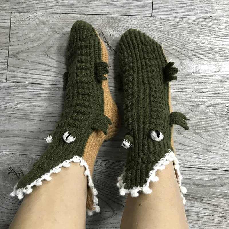 Crocodile socks