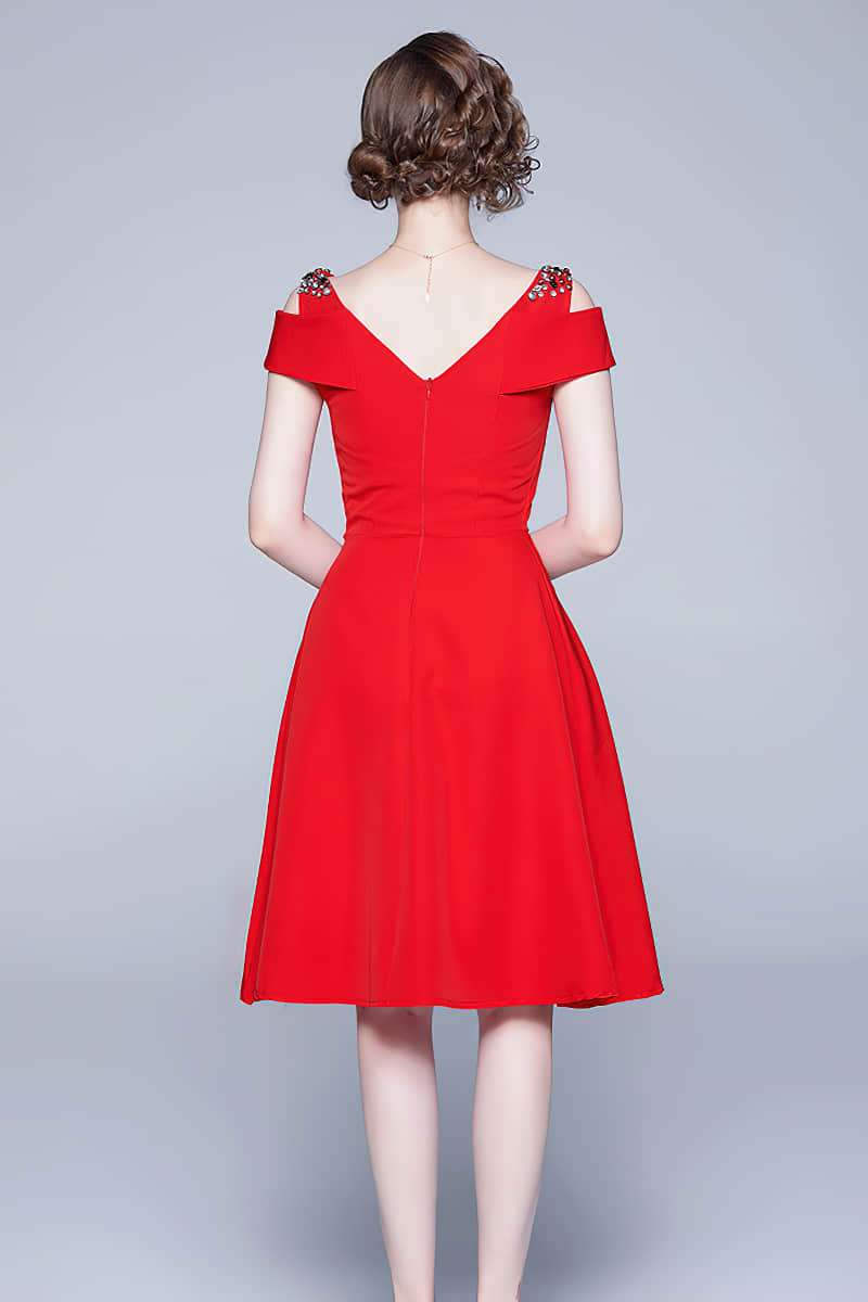 Off-the-shoulder A-line dinner dress | IFAUN