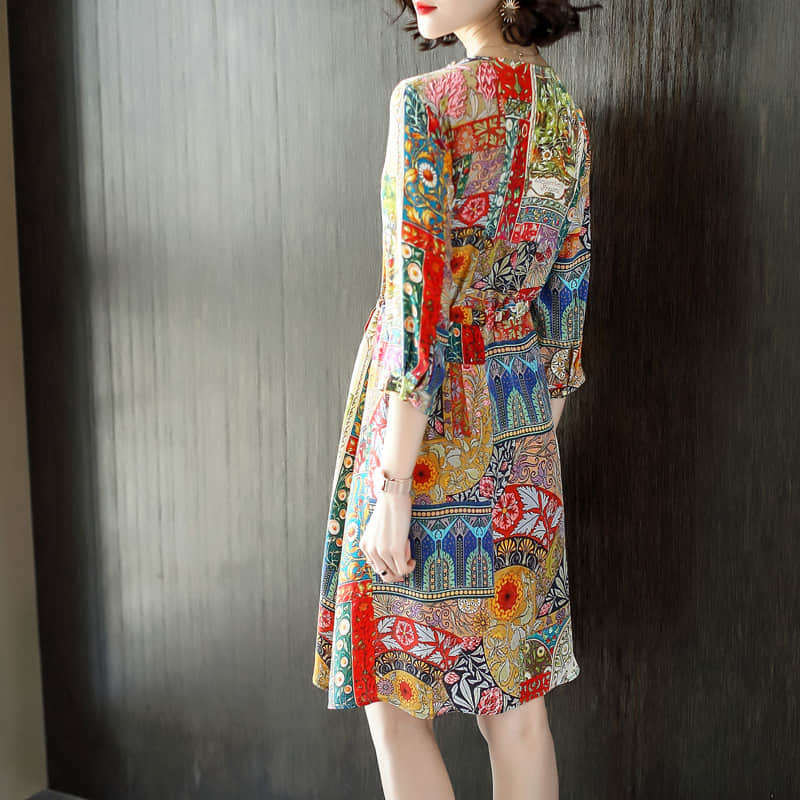 V-neck silk print dress | IFAUN