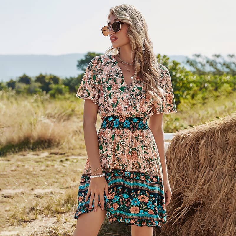 High-waisted V-neck short-sleeved boho print dress  | IFAUN