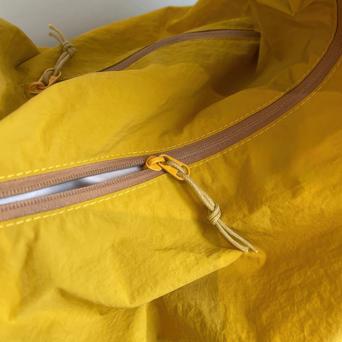 #Color_Yellow
