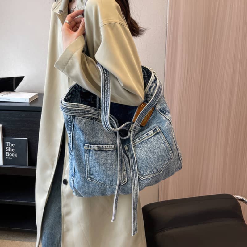Commuter Denim Tote Bag with Spacious Capacity