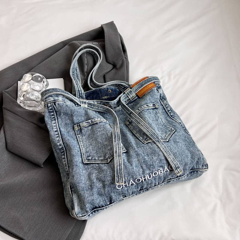 Commuter Denim Tote Bag with Spacious Capacity