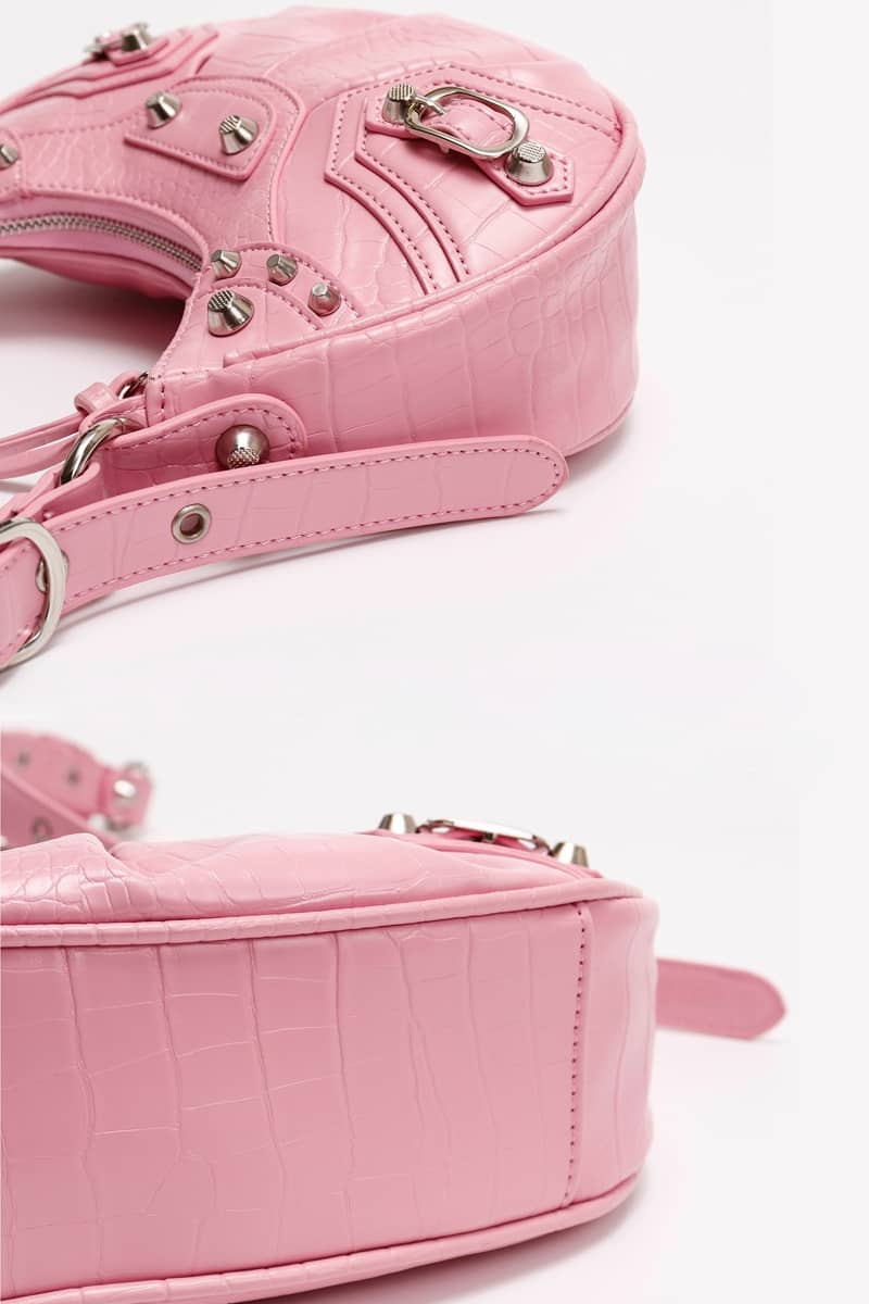 #Color_Pink
