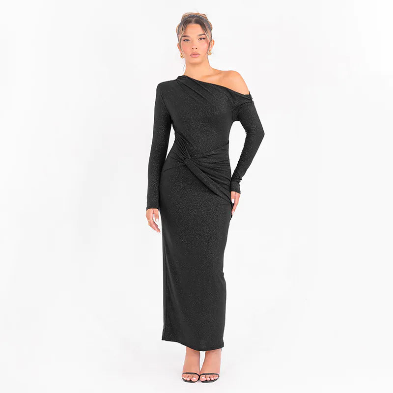 Off-shoulder long-sleeved gathered slim dress