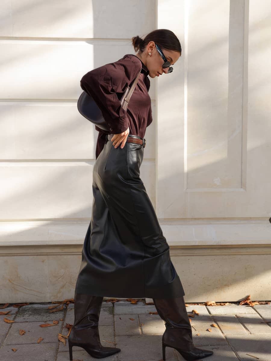 Slit black high waist straight PU skirt