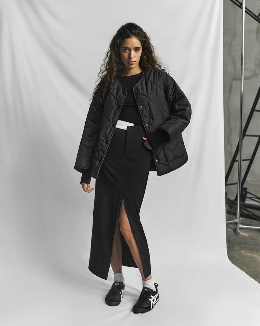 Contrast color slit straight skirt