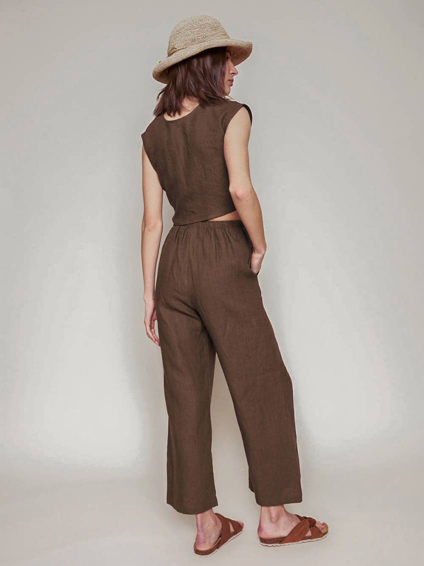 #Color_Brown