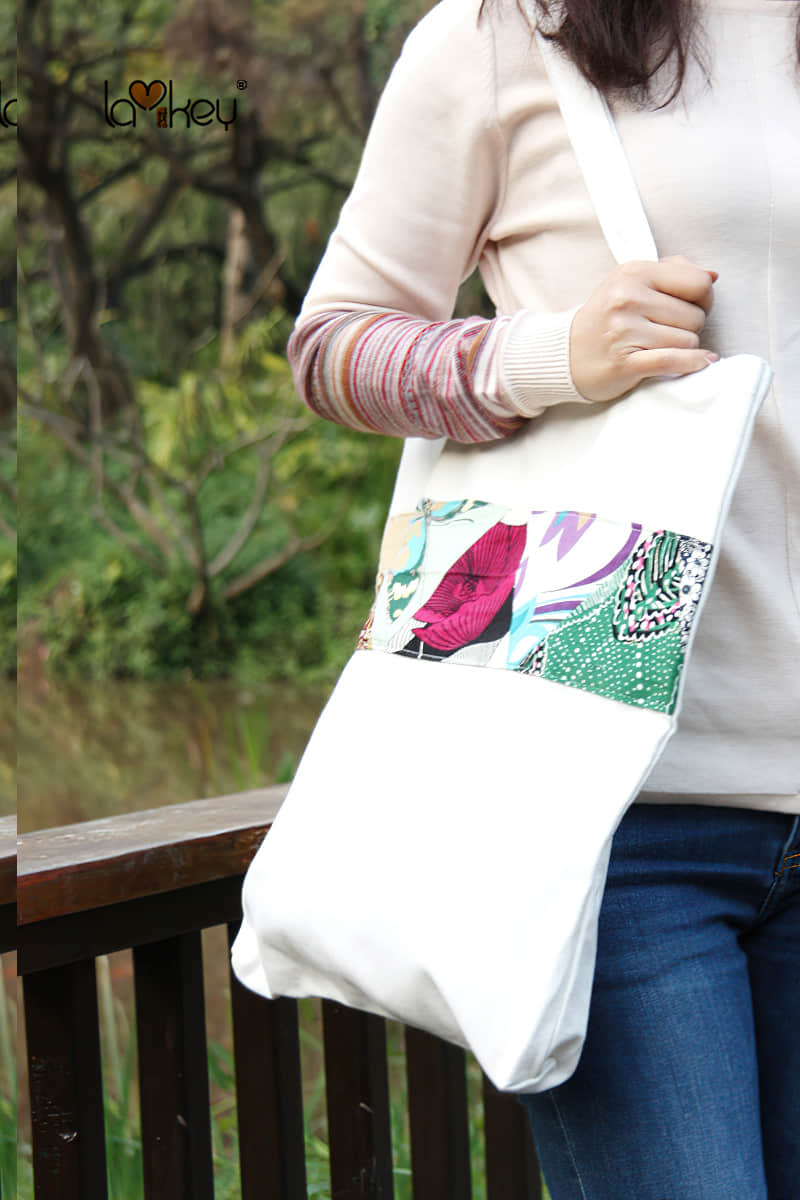 Printed patchwork canvas bag  | IFAUN