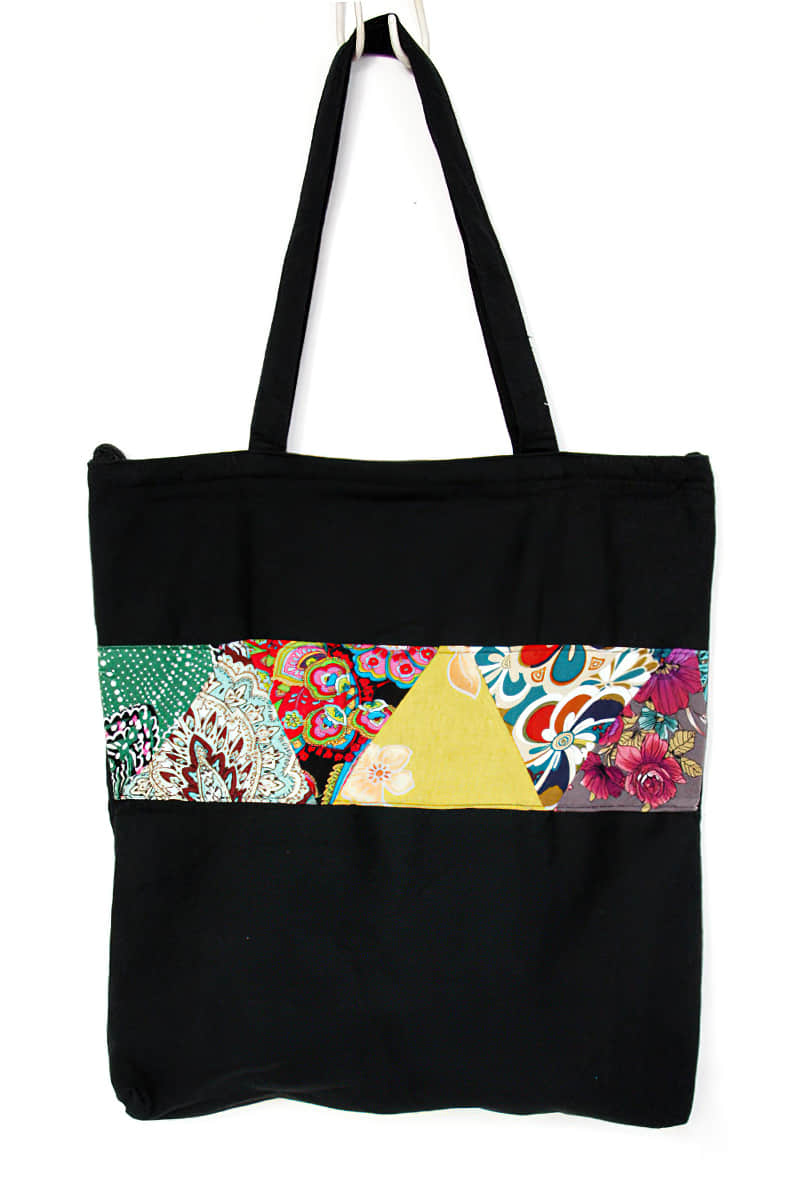 Printed patchwork canvas bag Black | IFAUN