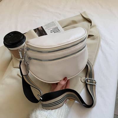 Women's wide shoulder bag