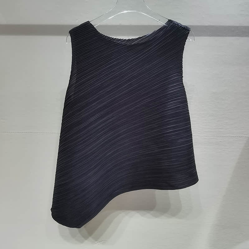 Fashion and simple temperament sleeveless round neck top T-shirt Black / One Size | IFAUN