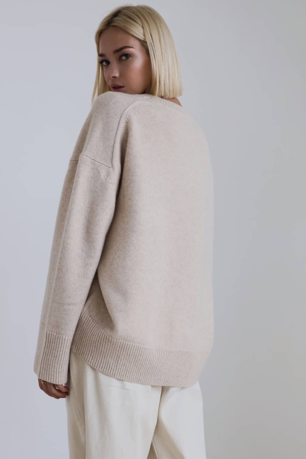 #Color_Linen