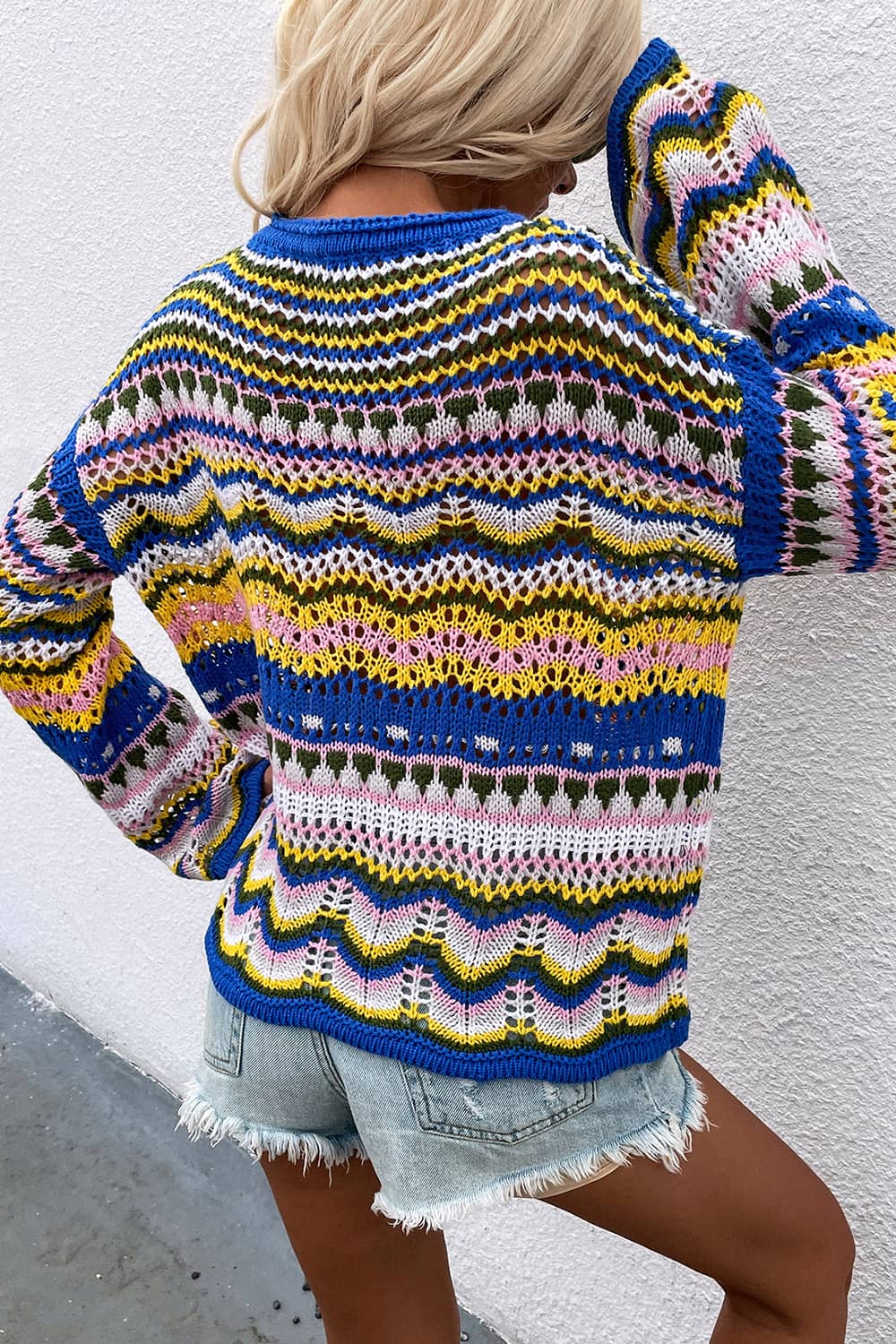 Round neck striped sweater for women