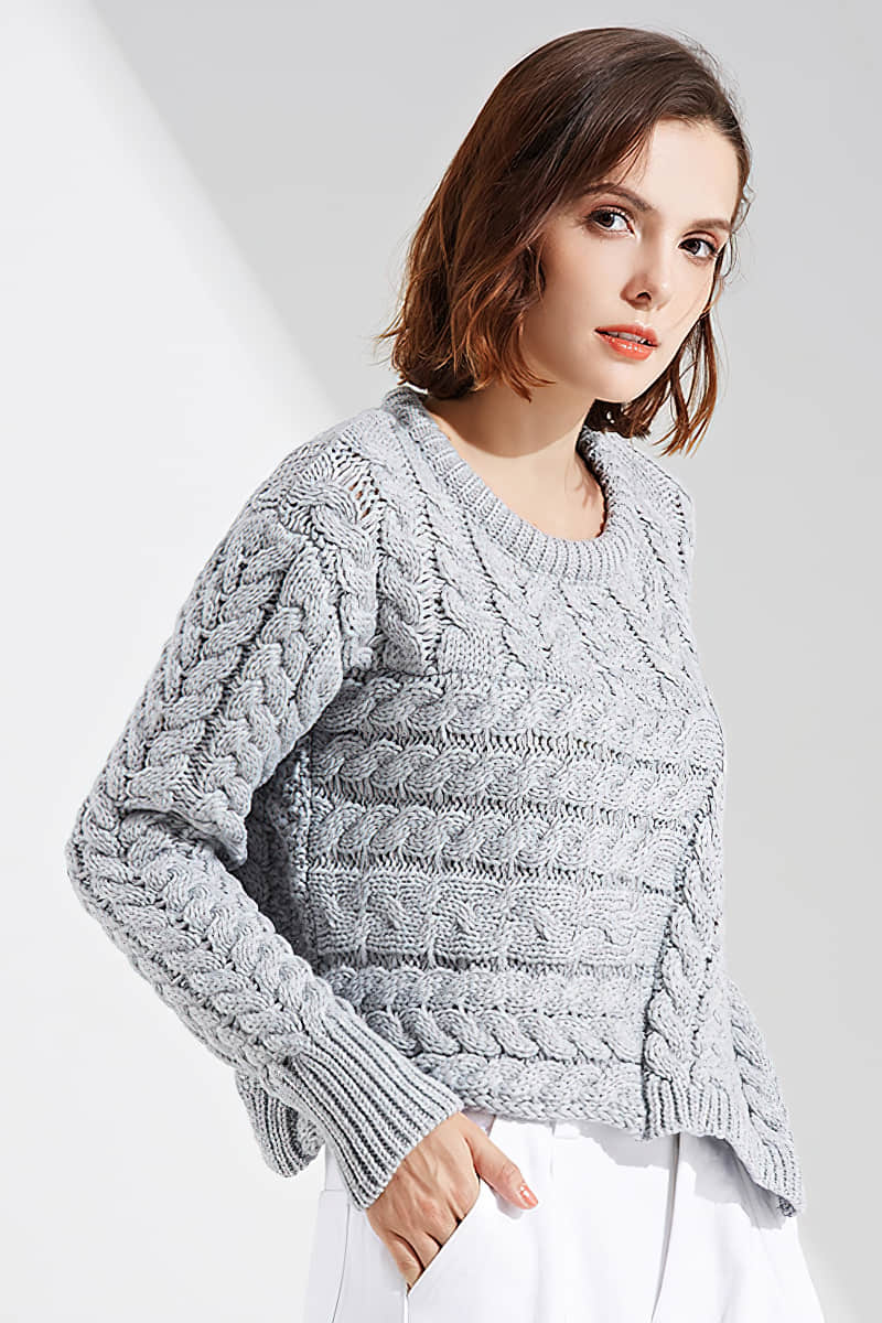 Women's twist pullover sweater LightGray / One Size | IFAUN