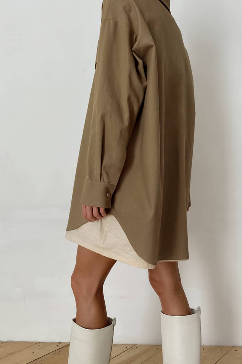 #Color_Khaki