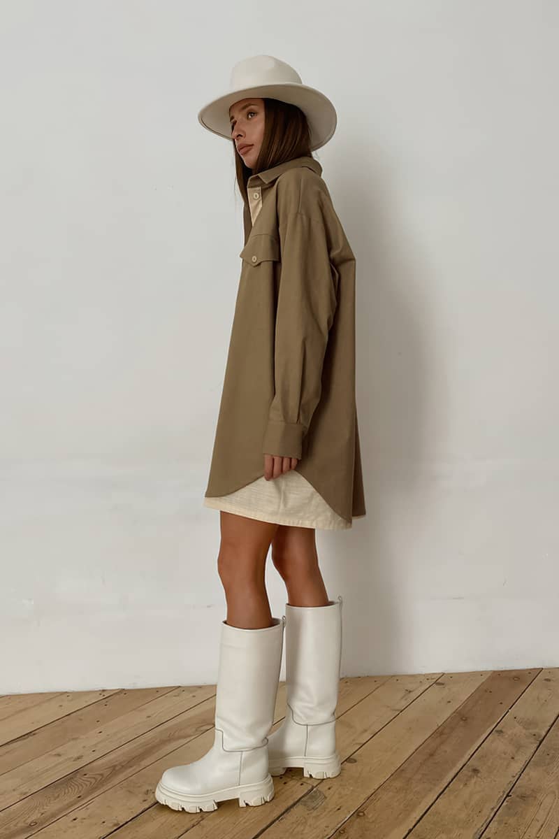 #Color_Khaki