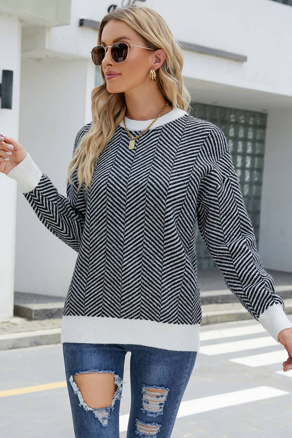 Long Sleeve Round Neck Fashion Knit Striped Sweater
