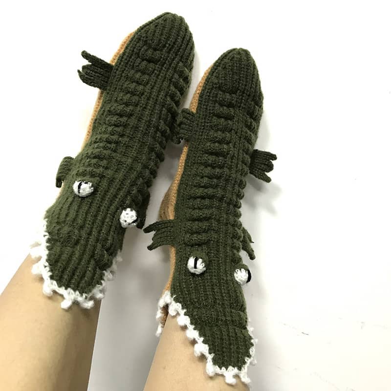Crocodile socks