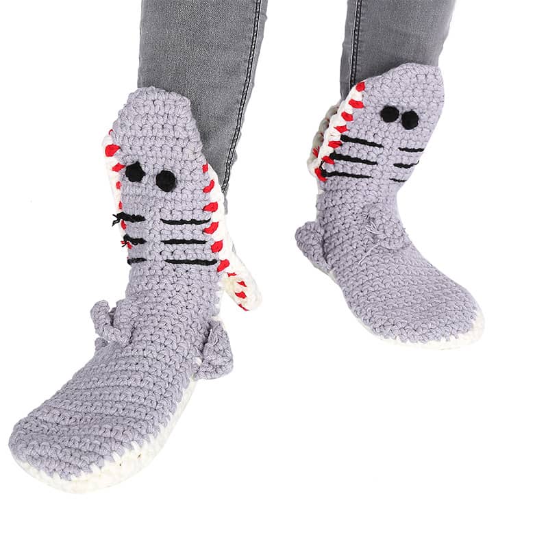 Crocodile socks