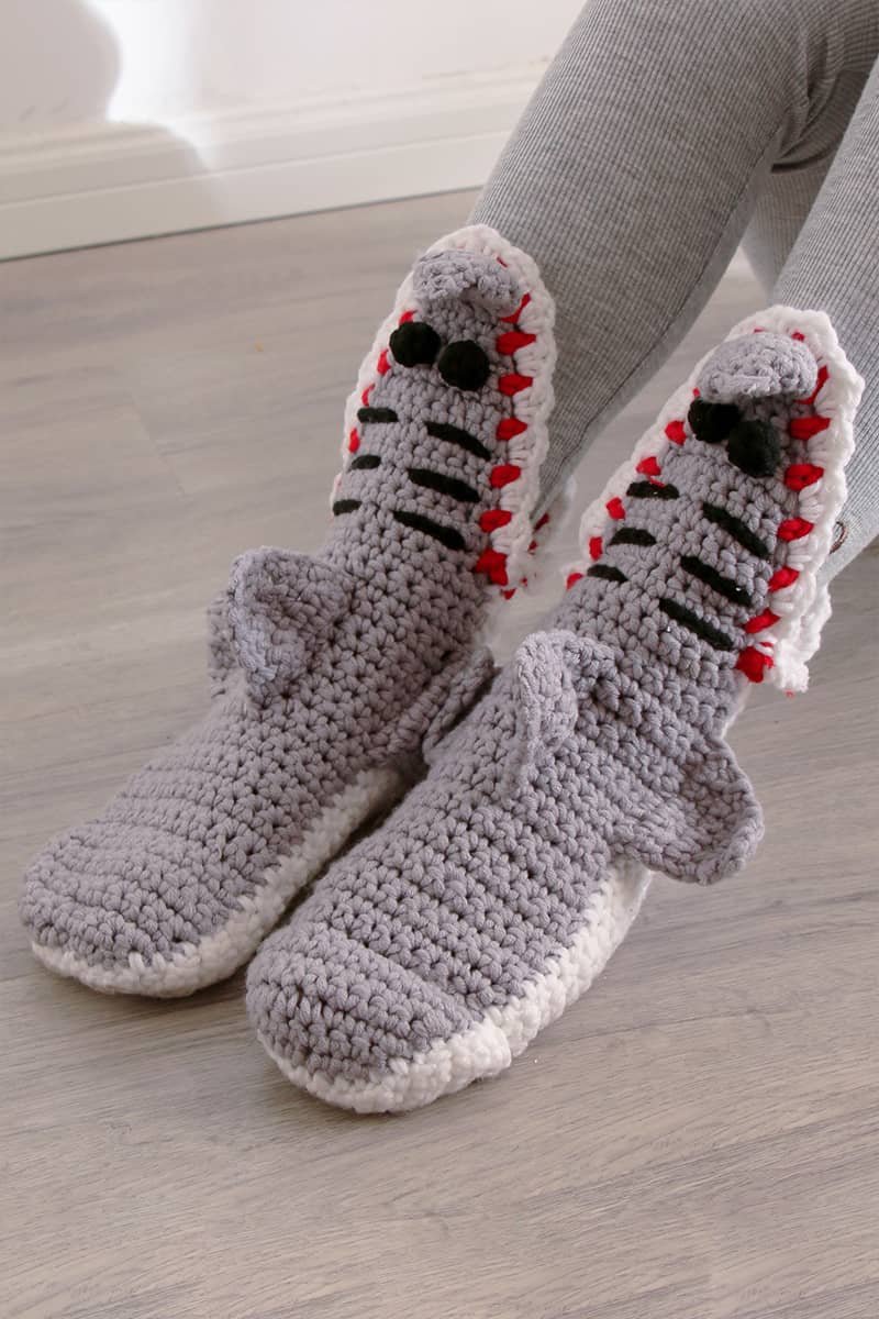 Crocodile socks