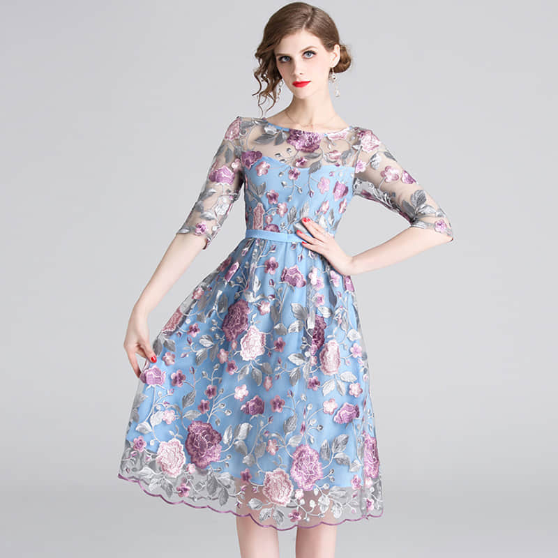 Spring and summer embroidered dress S | IFAUN