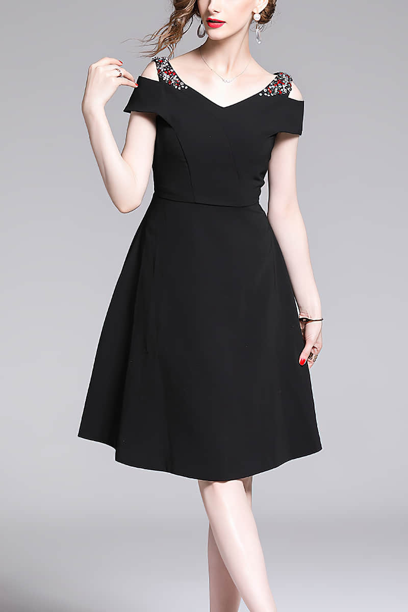 Off-the-shoulder A-line dinner dress Black / XL | IFAUN