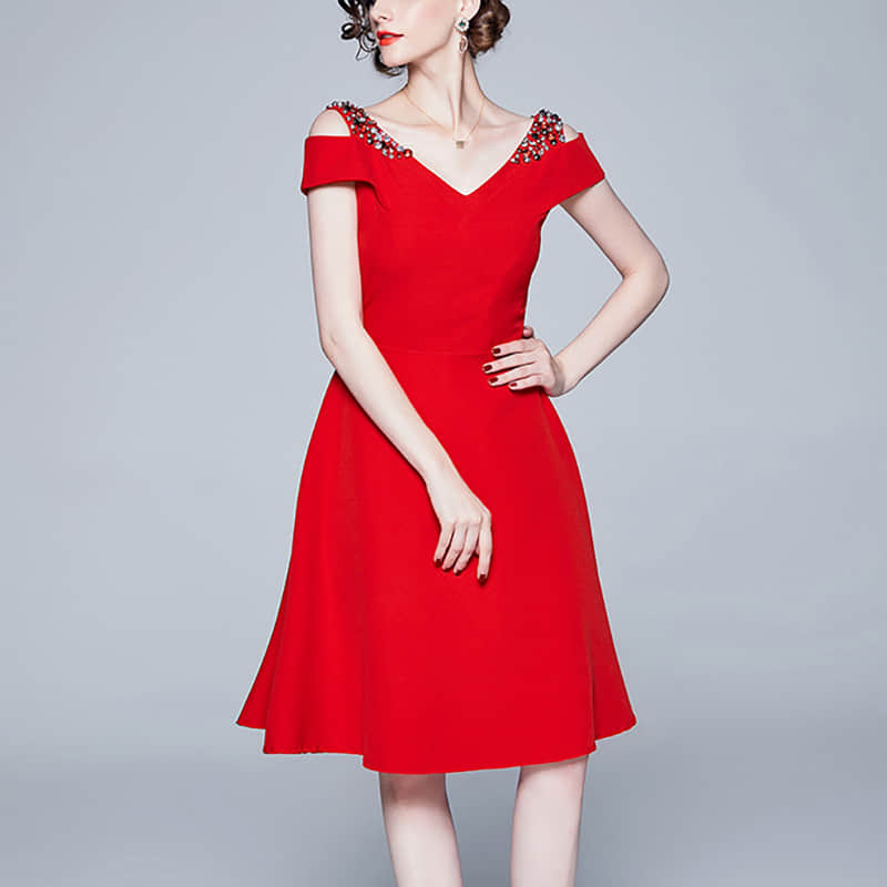 Off-the-shoulder A-line dinner dress Red / S | IFAUN