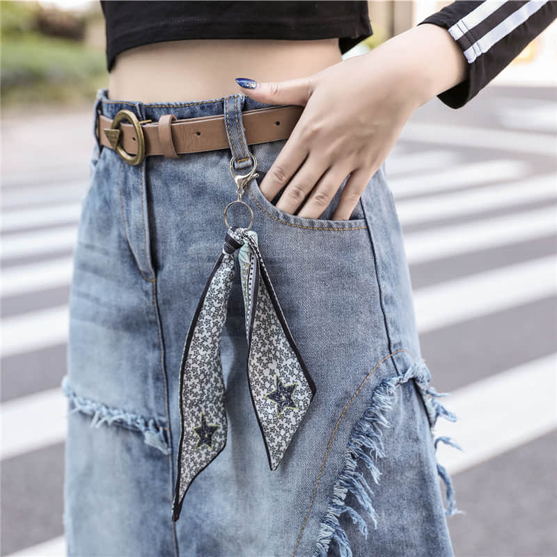 Mid-length irregular A-line skirt with raw edges L | IFAUN