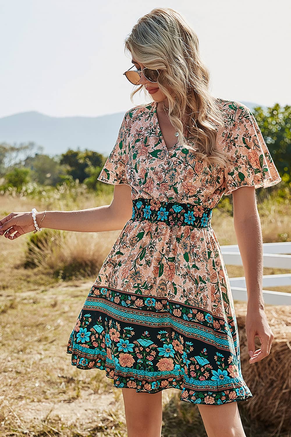 High-waisted V-neck short-sleeved boho print dress L | IFAUN