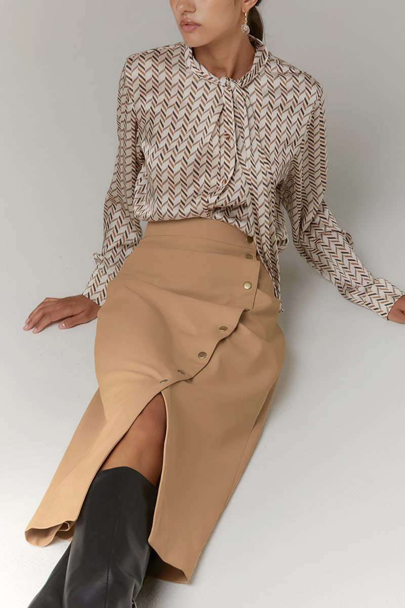 Slit skirt high waist A line skirt