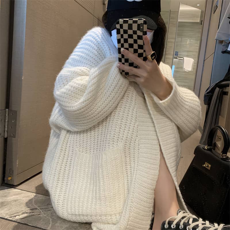 Coarse wool slouchy sweater cardigan