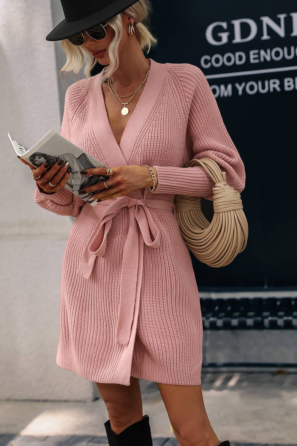 #Color_Pink